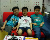 English conversation
            class for primary school students